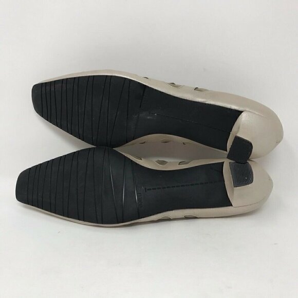 Vaneli Kitten Pumps Beige Metallic Leather 7.5 - Picture 6 of 9